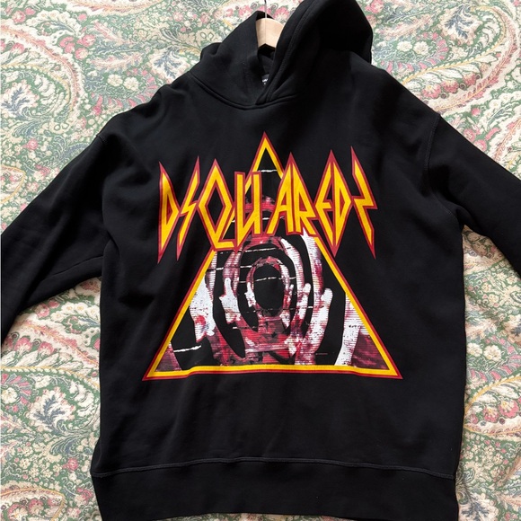 Dsquared2 Black Graphic Sweatshirt - Picture 1 of 5